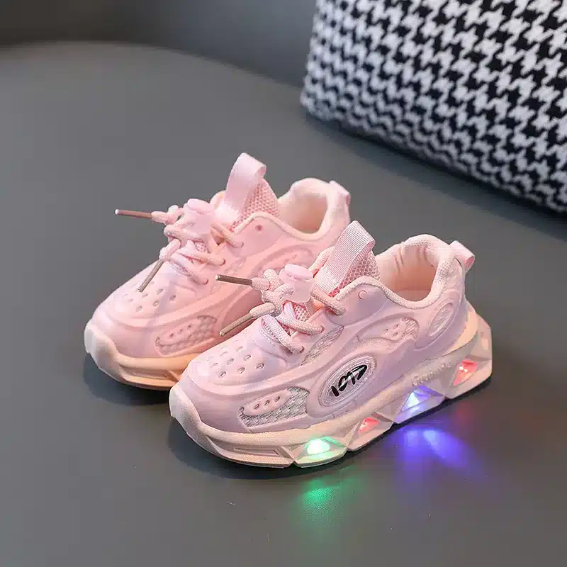 2023-Boys-New-Cartoon-Sneakers-Children-Baby-Spring-Breathable-Mesh-LED-Luminous-Sports-Shoes-Kids-Casual-4 – saadaval Tootemaailm e-kaubamajas