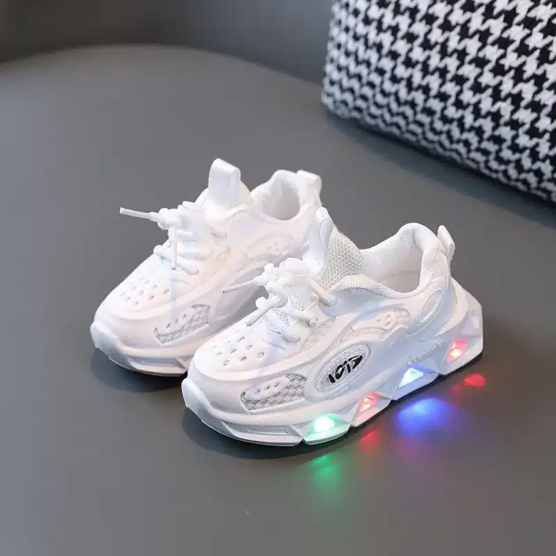 2023-Boys-New-Cartoon-Sneakers-Children-Baby-Spring-Breathable-Mesh-LED-Luminous-Sports-Shoes-Kids-Casual-2 – saadaval Tootemaailm e-kaubamajas