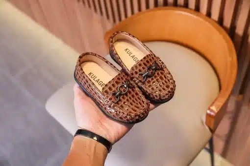 Baby-Boys-Leather-Shoes-Kids-Casual-Flats-Children-Loafers-Slip-on-Metal-Buckle-Chic-Moccasins-Flats-5 – saadaval Tootemaailm e-kaubamajas