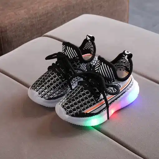 Children-Led-Shoes-Boys-Girls-Lighted-Sneakers-Glowing-Shoes-for-Kid-Green-Black-Sneakers-Boys-Baby-4 – saadaval Tootemaailm e-kaubamajas