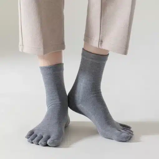 Yoga-Five-Finger-Socks-Woman-Girl-Organic-Cotton-Solid-Non-Slip-Young-Casual-Fashion-Pilates-Fitness-4 – saadaval Tootemaailm e-kaubamajas