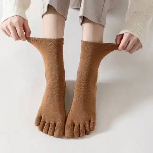 Yoga-Five-Finger-Socks-Woman-Girl-Organic-Cotton-Solid-Non-Slip-Young-Casual-Fashion-Pilates-Fitness-3 – saadaval Tootemaailm e-kaubamajas