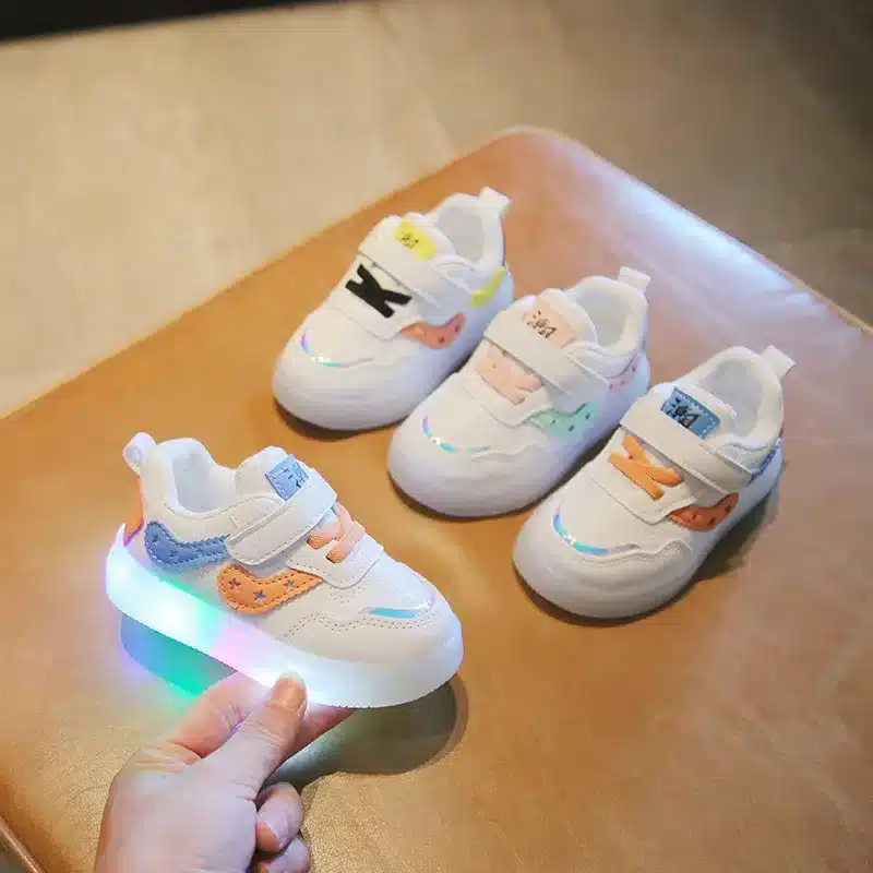 Baby-Led-Shoes-For-Boys-Girls-Luminous-Toddler-Shoes-For-Kids-Soft-Bottom-Sneakers-With-LED-3 – saadaval Tootemaailm e-kaubamajas