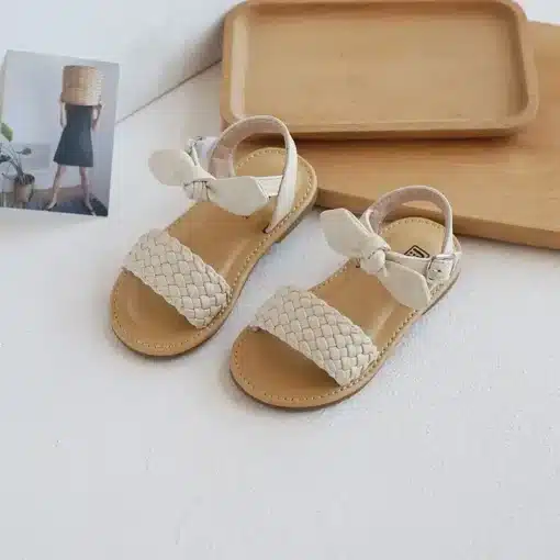 heledad tüdrukute sandaalid punutud rihmade ja lipsudega