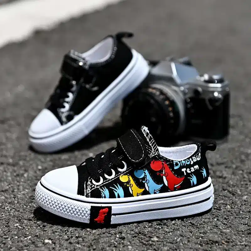 Children-cartoon-canvas-shoes-boys-and-girls-casual-low-top-shoes-baby-spring-and-autumn-breathable-3 – saadaval Tootemaailm e-kaubamajas