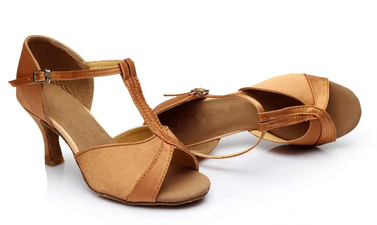 Hot Sale women's Latin dance shoes square and thin heel high quality ladies salsa dance shoes 16