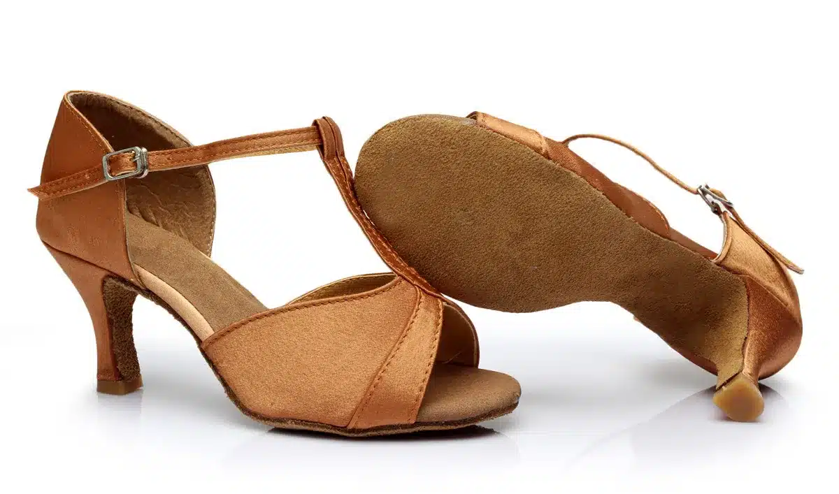 Hot Sale women's Latin dance shoes square and thin heel high quality ladies salsa dance shoes 17