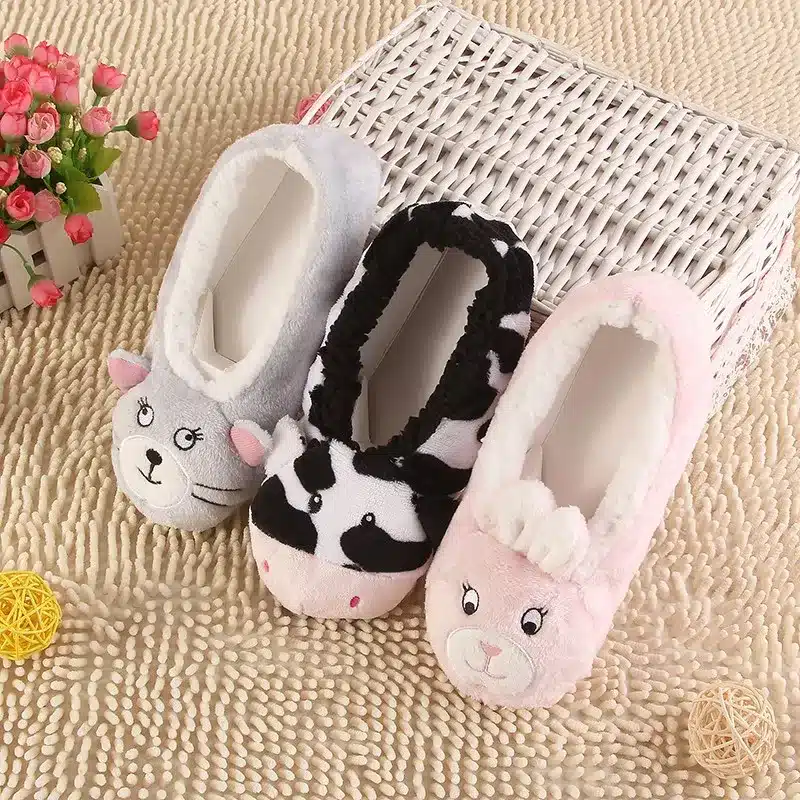 2017 New Warm Flats Soft Sole Women Indoor Floor Slippers/Shoes Animal Shape White Gray Cows Pink Flannel Home Slippers 6 Color 15