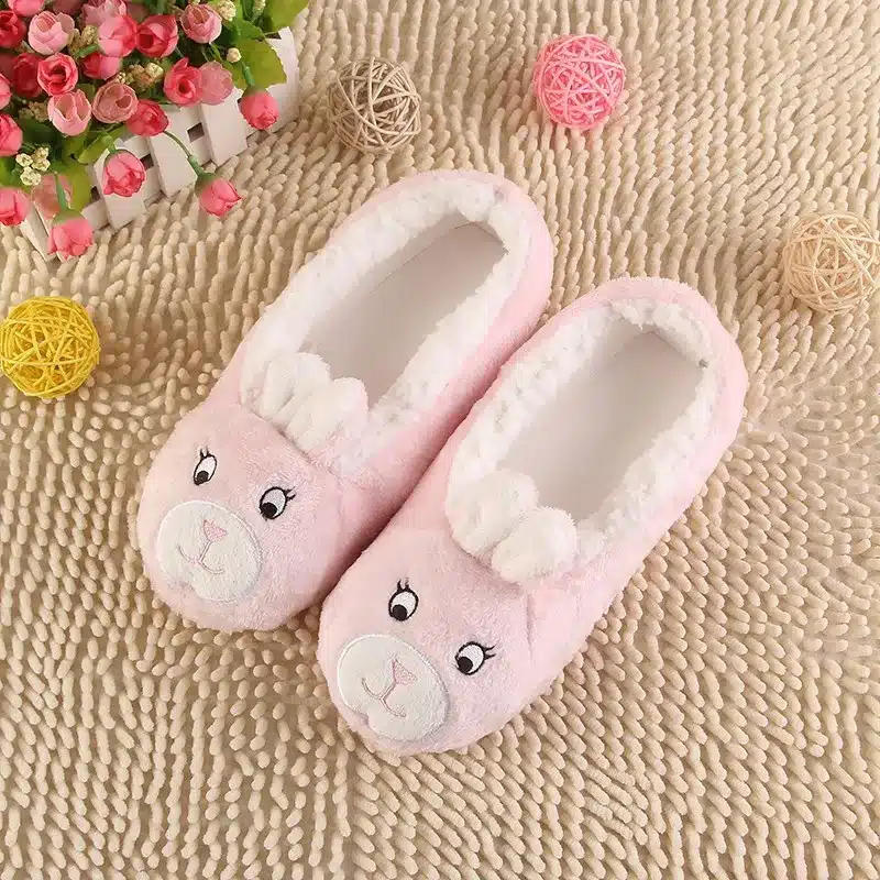 2017 New Warm Flats Soft Sole Women Indoor Floor Slippers/Shoes Animal Shape White Gray Cows Pink Flannel Home Slippers 6 Color 23