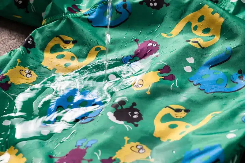 Tuulekindlad tüdrukute jakid | kujundav pilt e-kaubamaja pildikogust